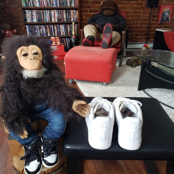 Nike Air Force One - Picture 3 of 11